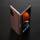El nuevo Galaxy Fold 2 mejora en todo a su predecesor.